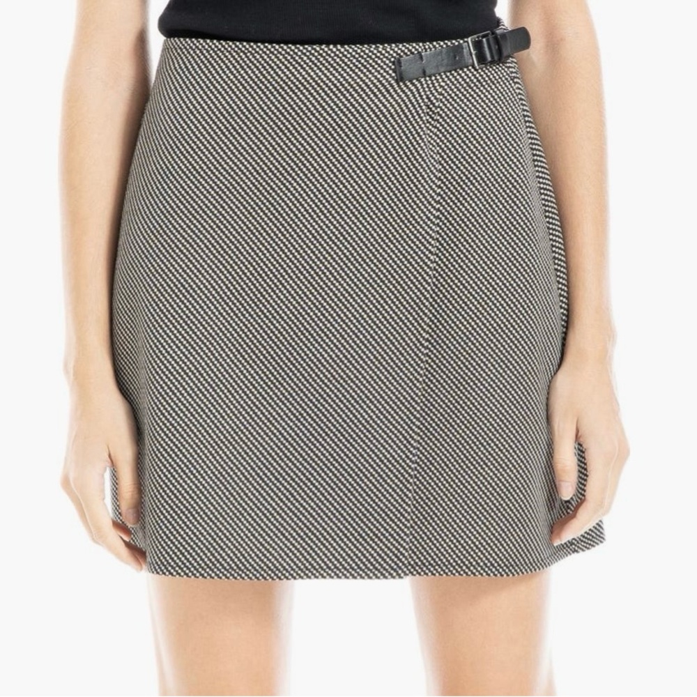Max Studio Black and White Buckle Skirt